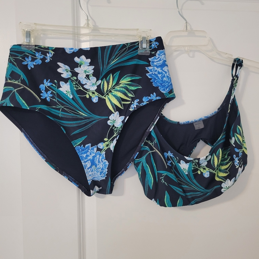 Old Navy Floral Bikini Set in Blue and Green